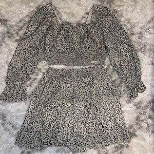 Pink Lily Two Piece Cheetah Set Size Medium